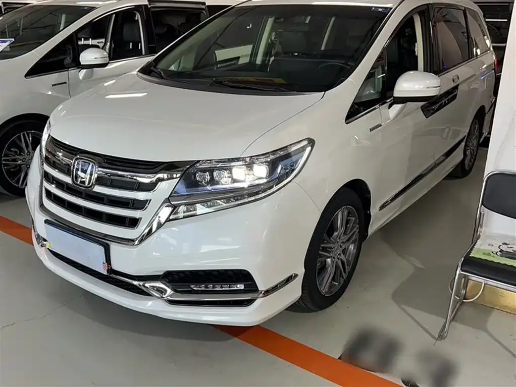 Honda Elysion 2021 из CN, фото 1