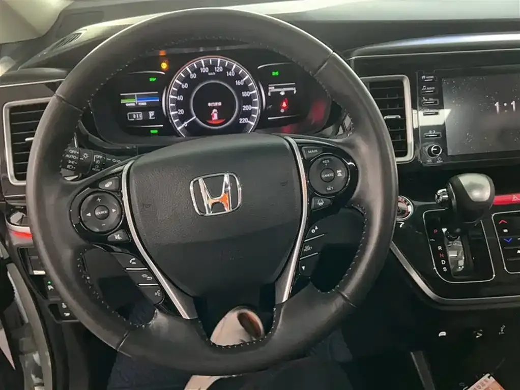 Honda Elysion 2021 из CN, фото 10