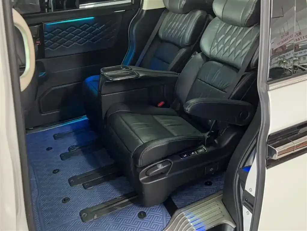Honda Elysion 2021 из CN, фото 8
