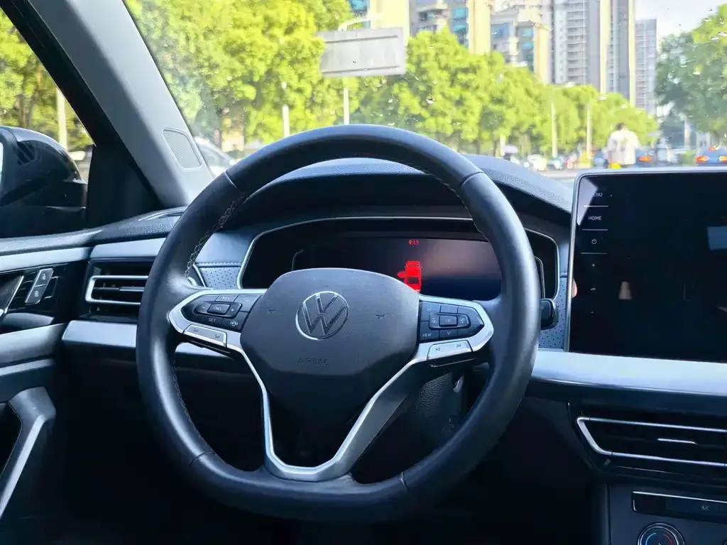 Volkswagen Lavida 2023 из CN, фото 8