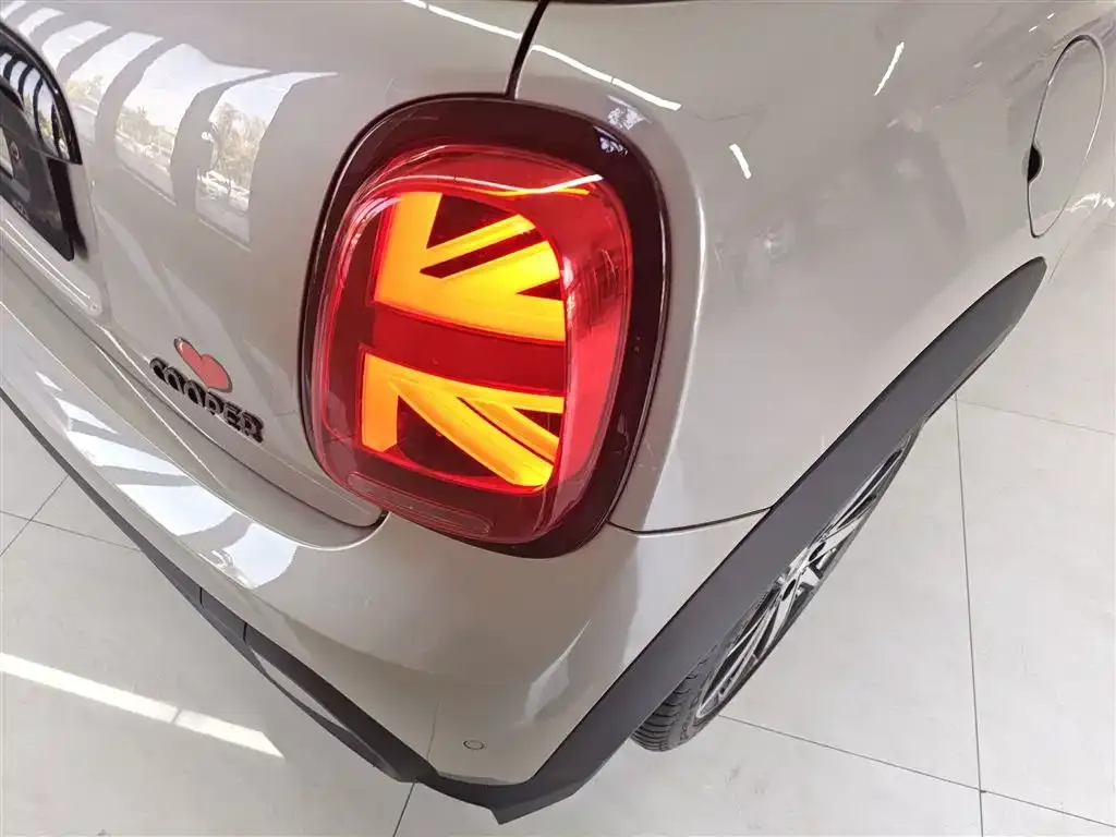 MINI Cooper (3-door) 2022 из CN, фото 8