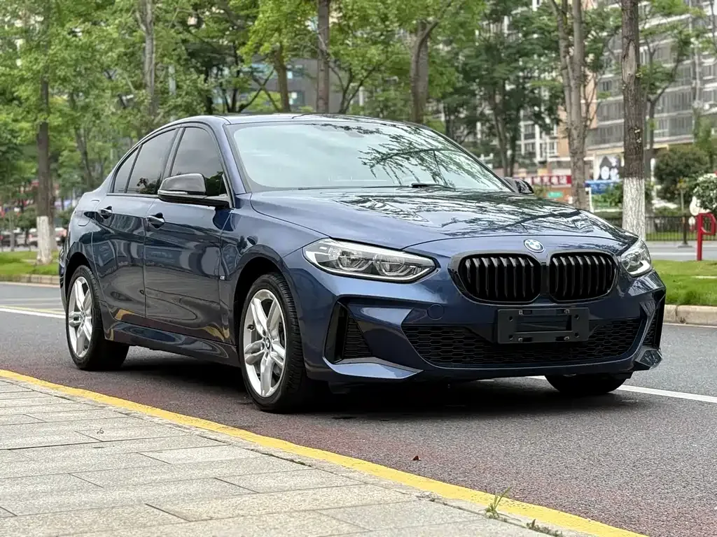 BMW 1 Series 2021 из CN, фото 3