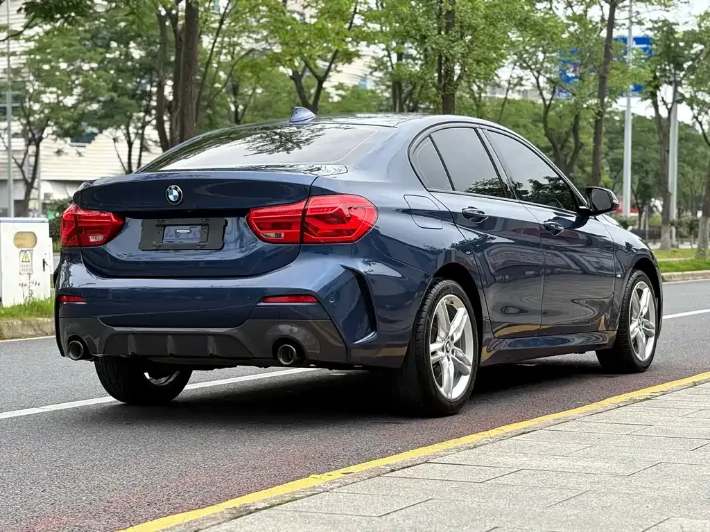 BMW 1 Series 2021 из CN, фото 4
