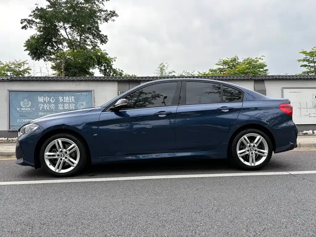 BMW 1 Series 2021 из CN, фото 7