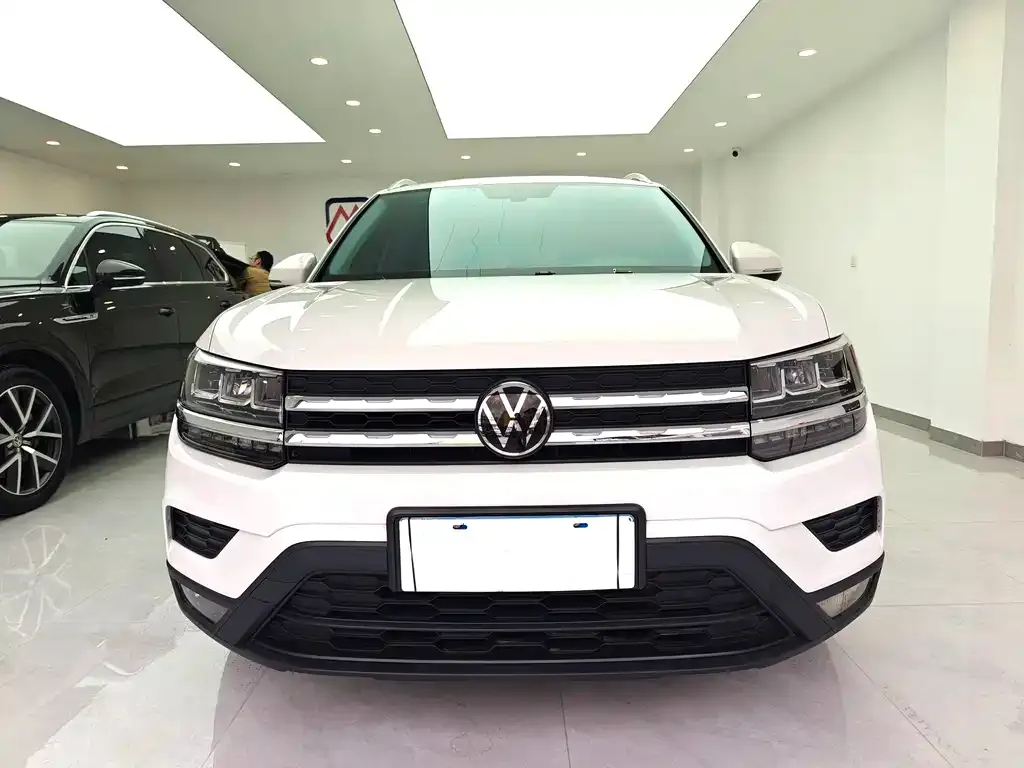 Volkswagen Tharu 2022 из CN, фото 2