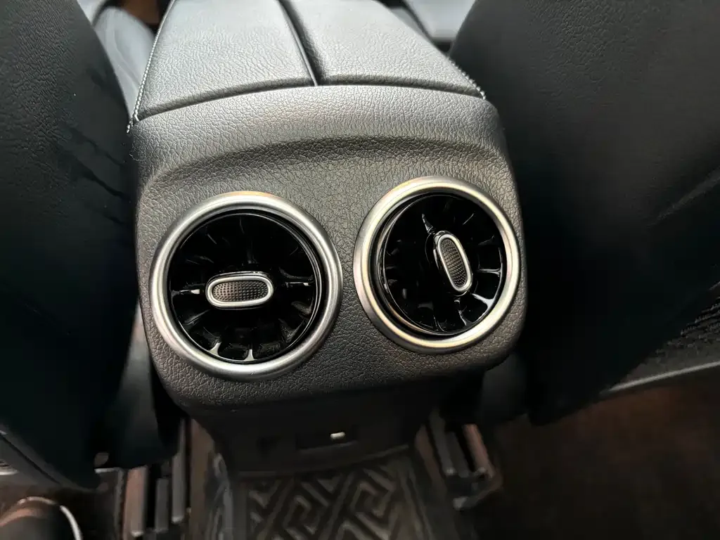 Mercedes-Benz A-Class 2022 из CN, фото 10