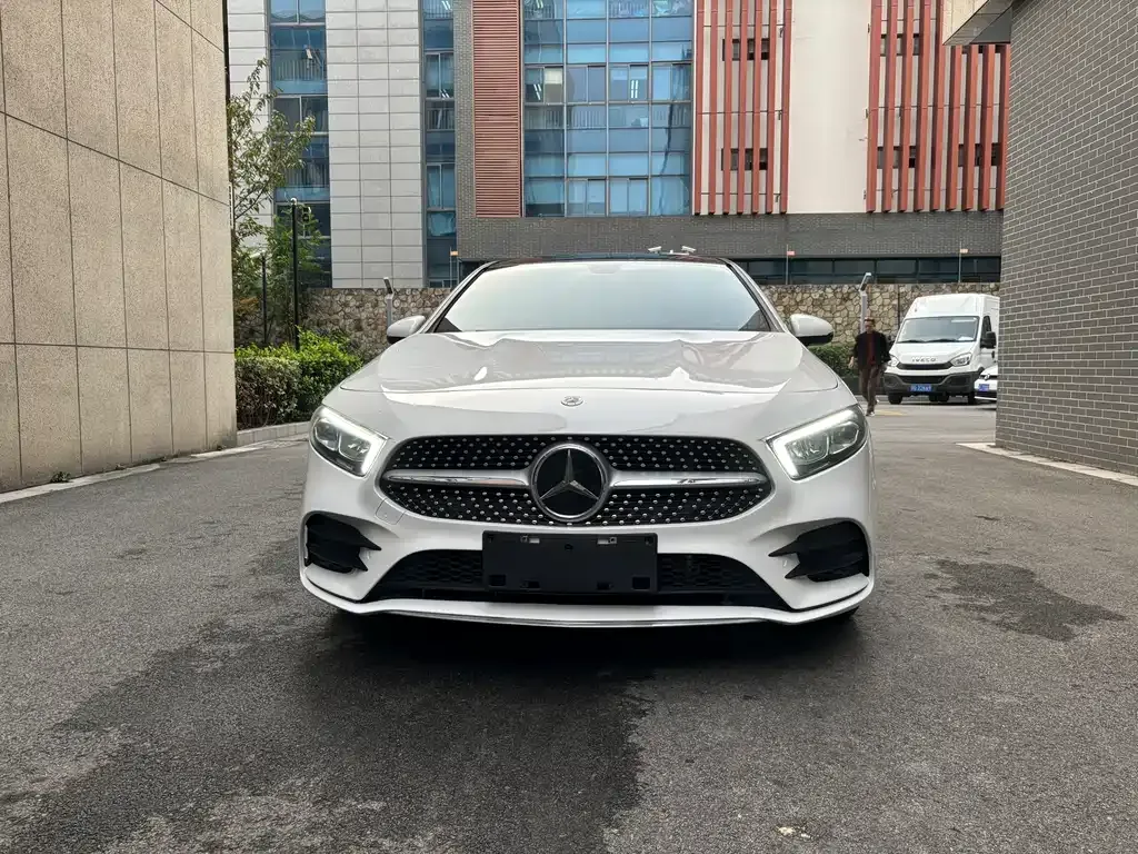 Mercedes-Benz A-Class 2022 из CN, фото 2