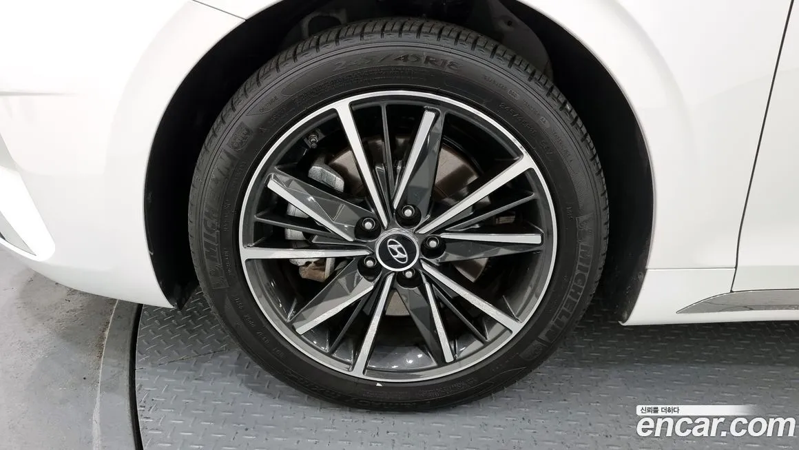 Hyundai Grandeur 2022 из KR, фото 5