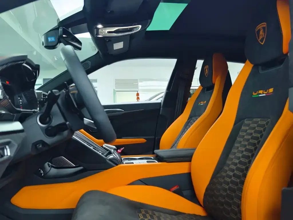 Lamborghini Urus 2022 из CN, фото 10