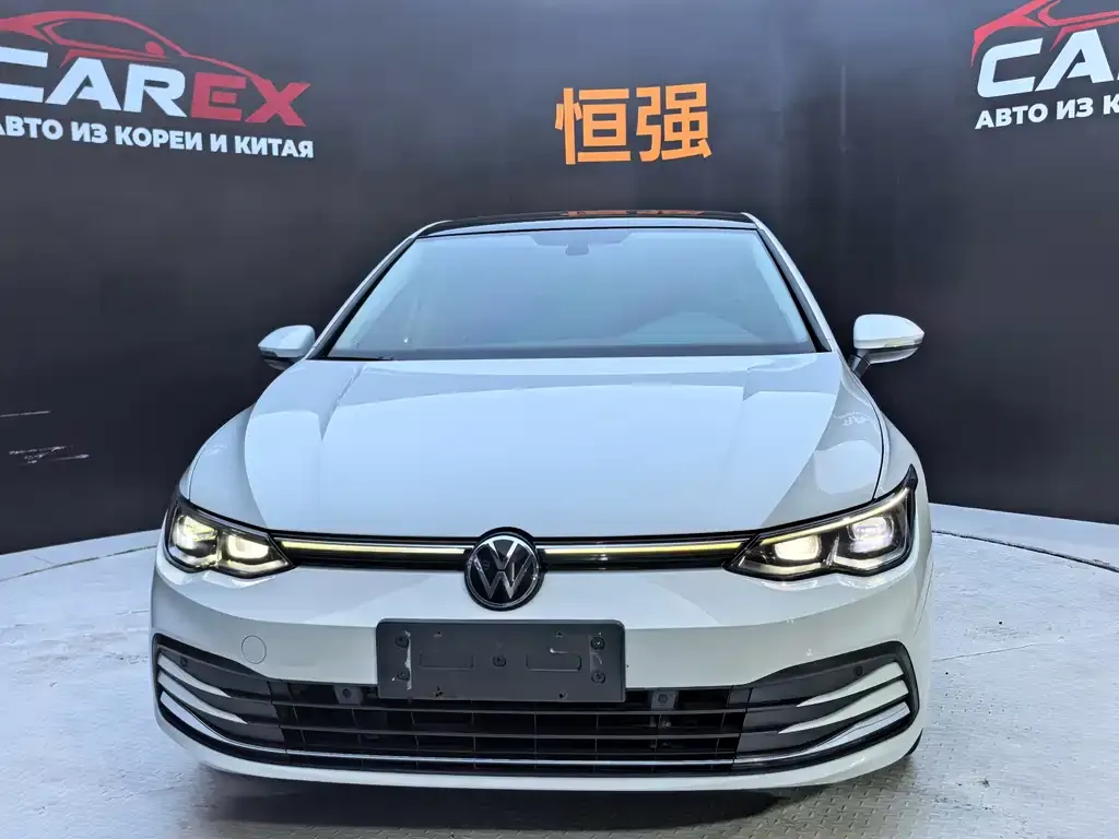 Volkswagen Golf 2021 из CN, фото 2