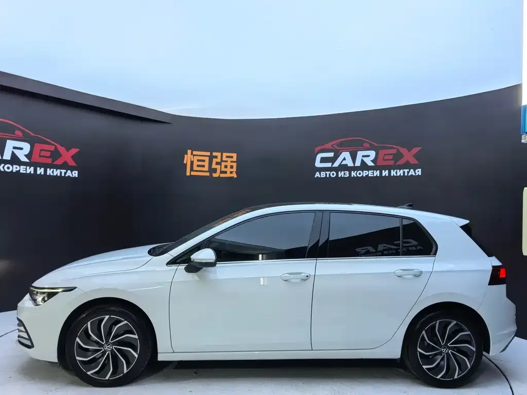 Volkswagen Golf 2021 из CN, фото 3