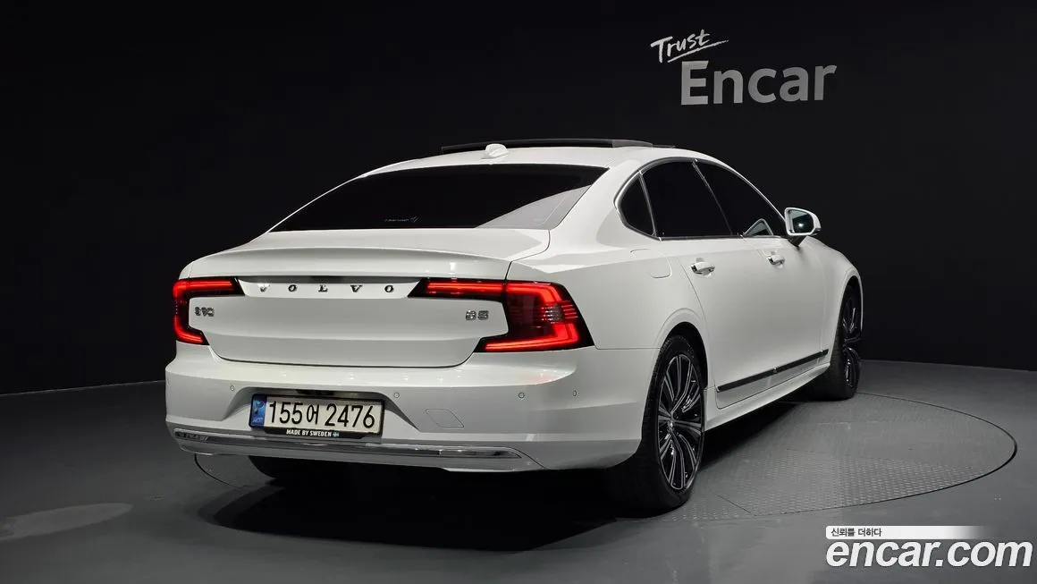 Volvo S90 2022 из KR, фото 2