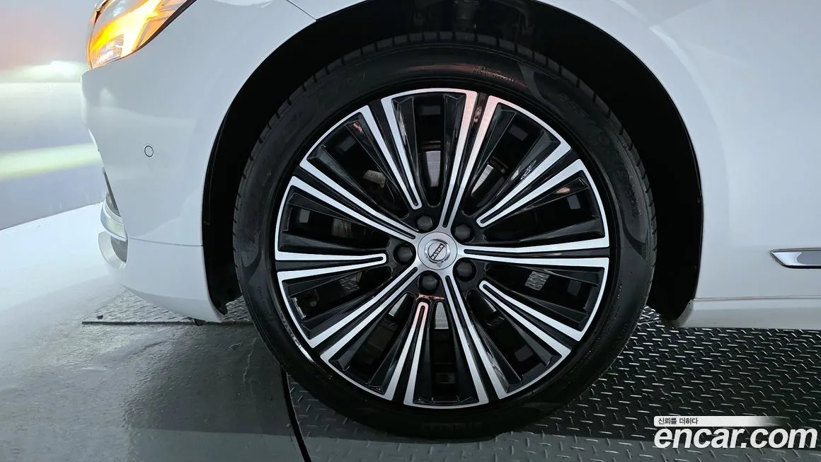 Volvo S90 2022 из KR, фото 5