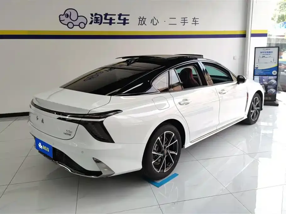 Hongqi H6 2024 из CN, фото 3