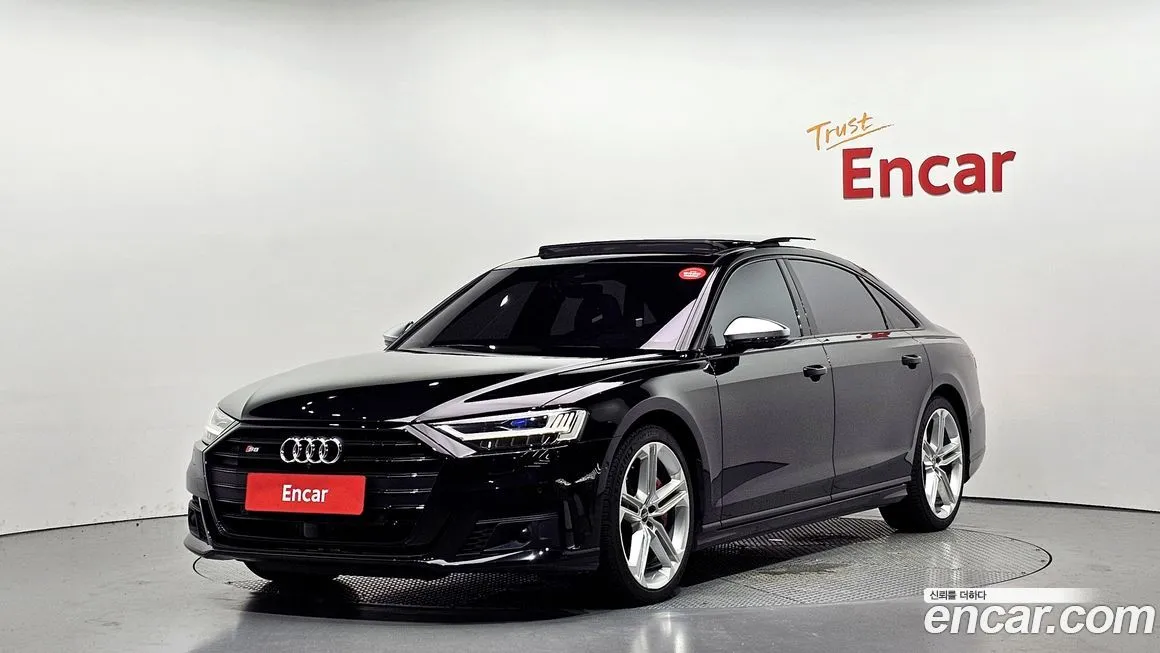 Audi S8
