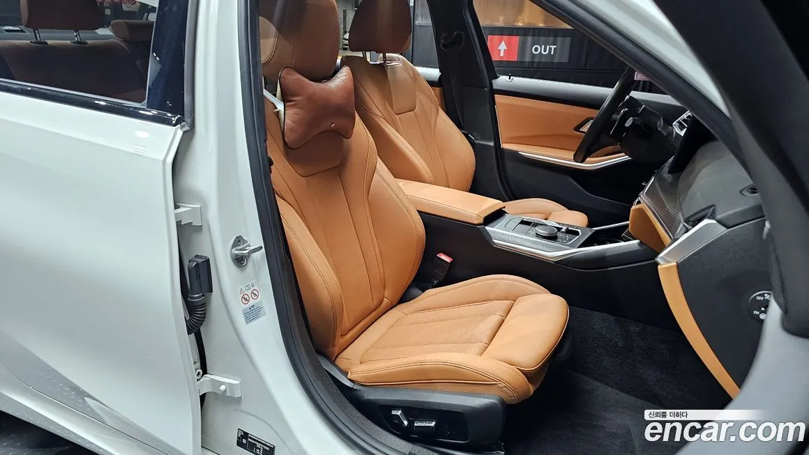 BMW 3-Series 2023 из KR, фото 10