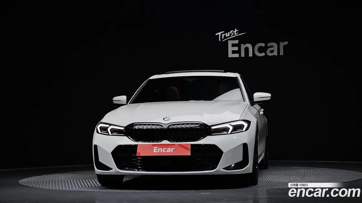 BMW 3-Series 2023 из KR, фото 3