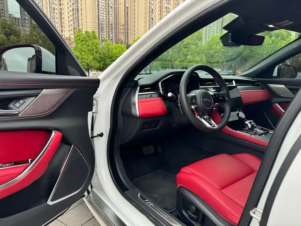 Jaguar XFL 2023 из CN, фото 4