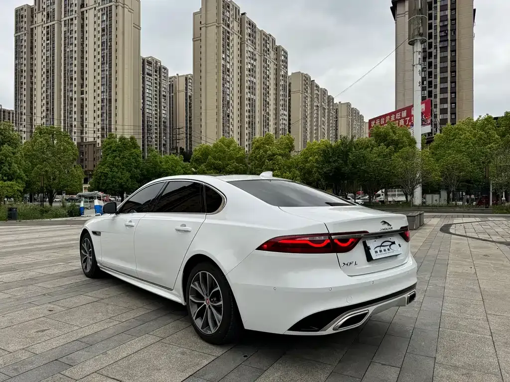 Jaguar XFL 2023 из CN, фото 7