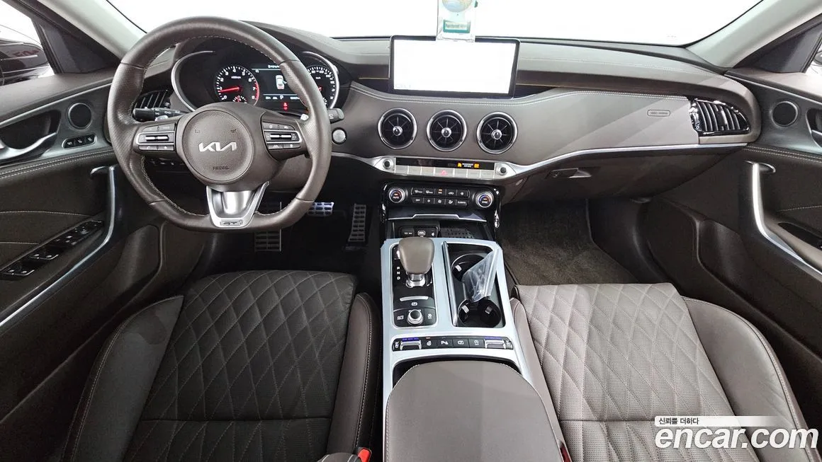 Kia Stinger 2023 из KR, фото 7