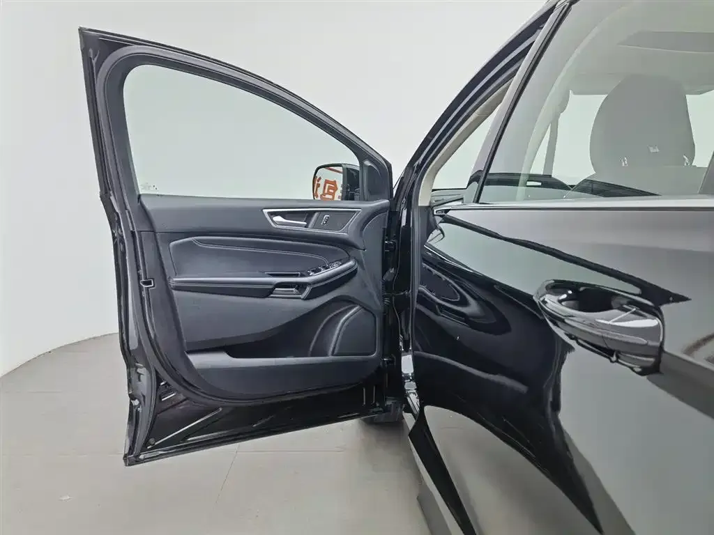Ford Edge 2022 из CN, фото 8