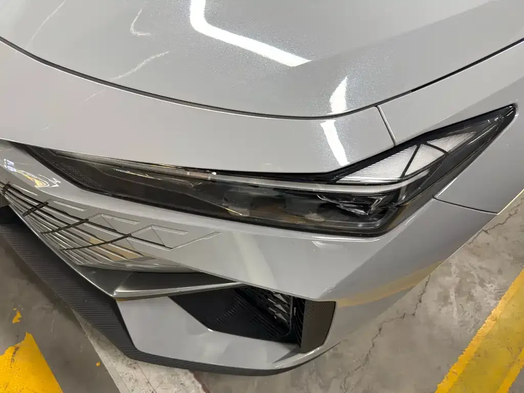 Changan UNI-V 2023 из CN, фото 4