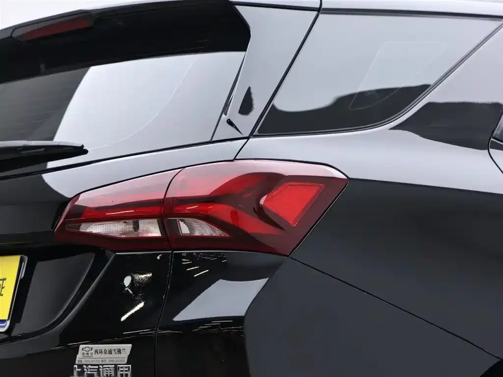Chevrolet Equinox 2022 из CN, фото 5