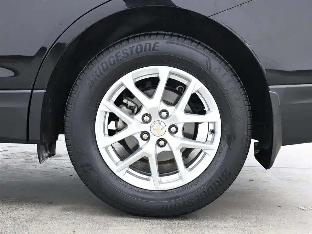 Chevrolet Equinox 2022 из CN, фото 7