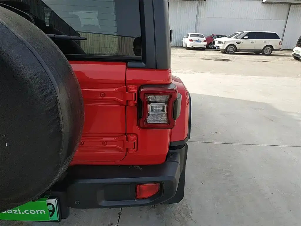 Jeep Wrangler PHEV 2021 из CN, фото 8