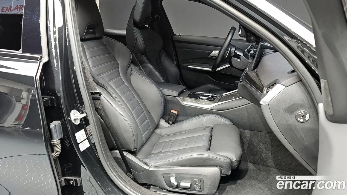 BMW 3-Series 2024 из KR, фото 10