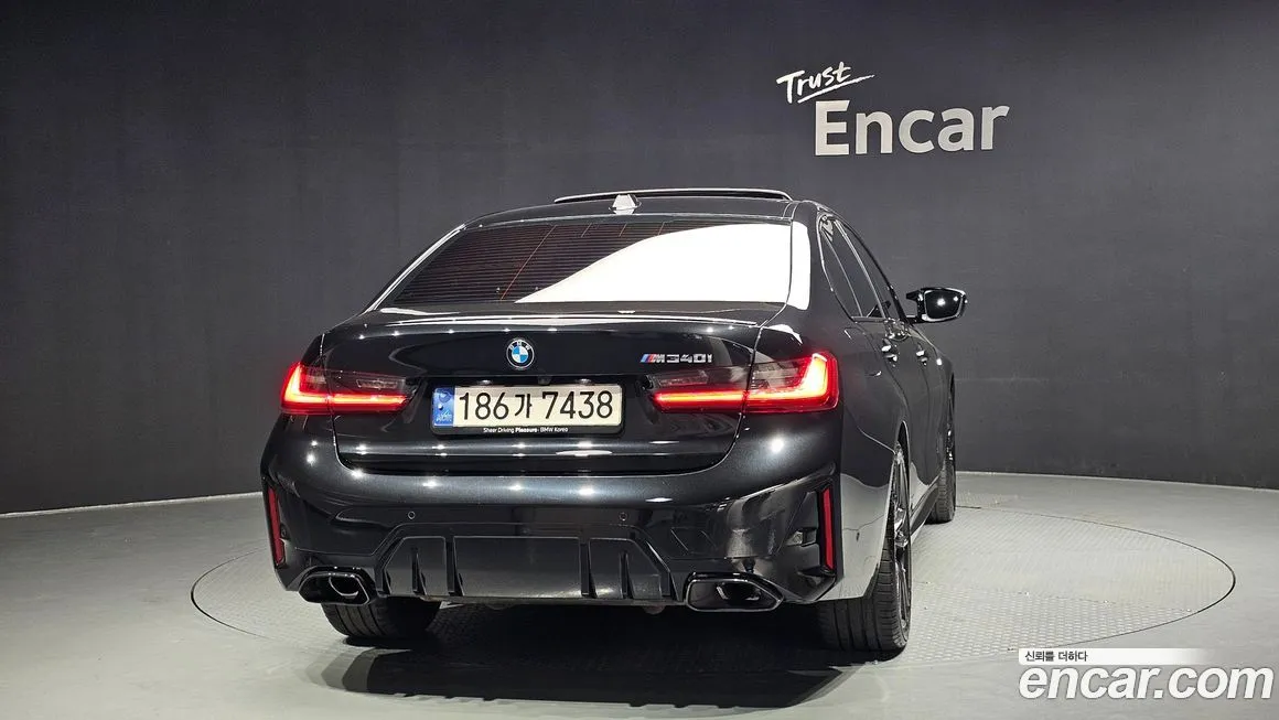 BMW 3-Series 2024 из KR, фото 4