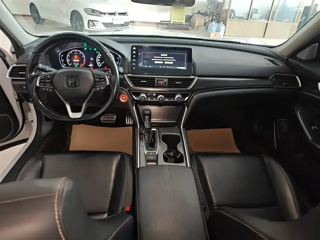 Honda Accord 2023 из CN, фото 10