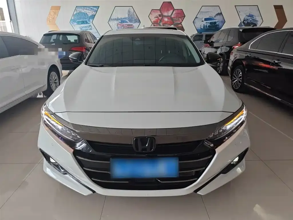 Honda Accord 2023 из CN, фото 3