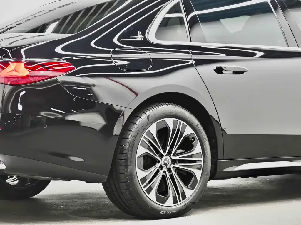 Mercedes-Benz E-Class New Energy 2024 из CN, фото 8