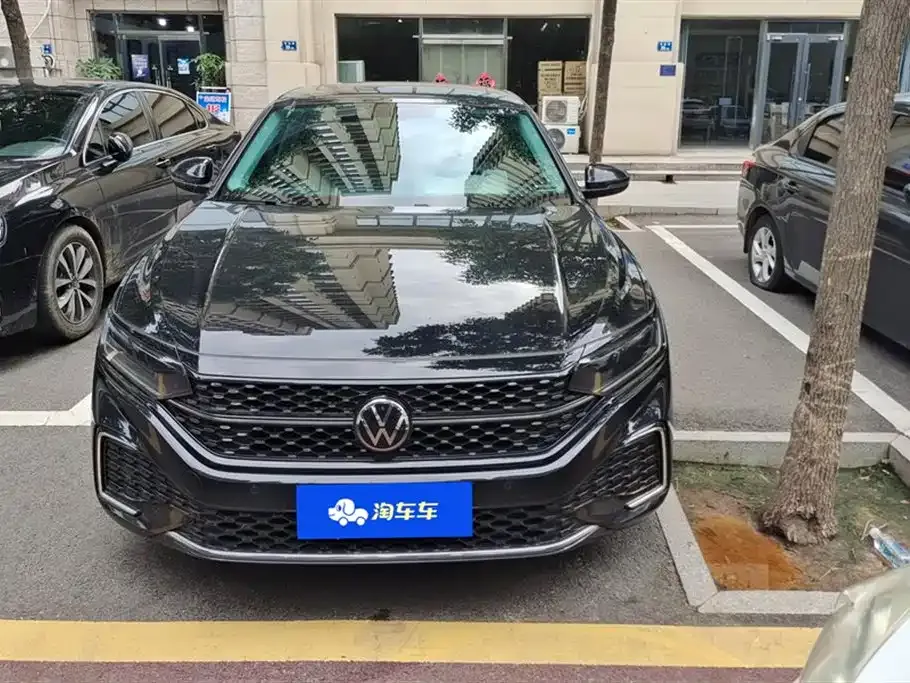 Volkswagen Passat 2024 из CN, фото 2