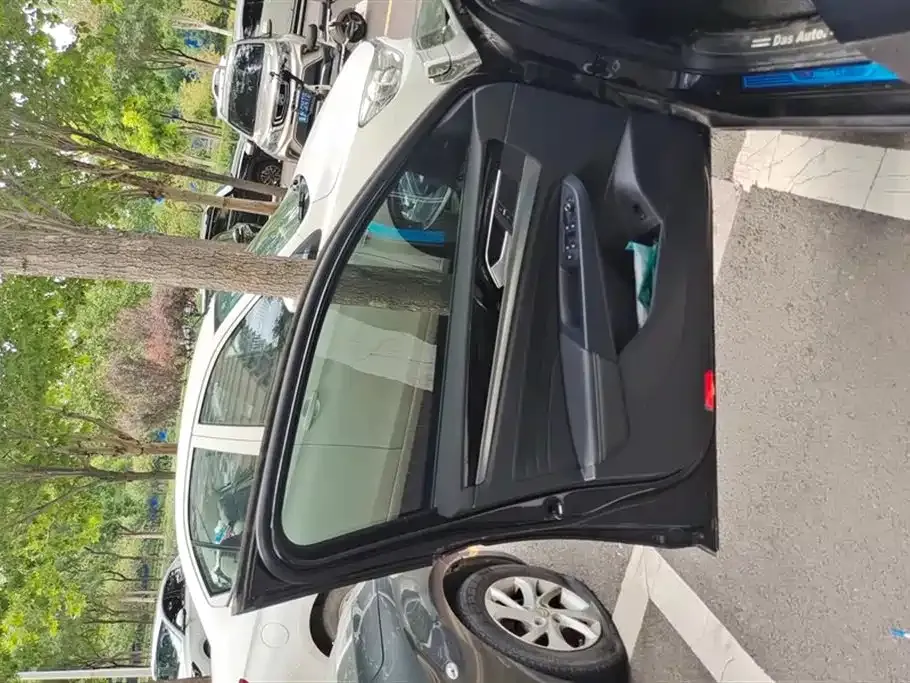 Volkswagen Passat 2024 из CN, фото 7