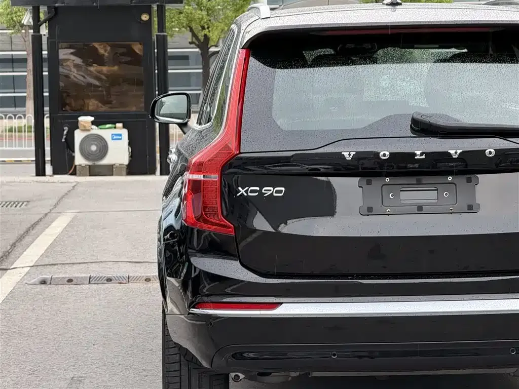 Volvo XC90 2023 из CN, фото 8