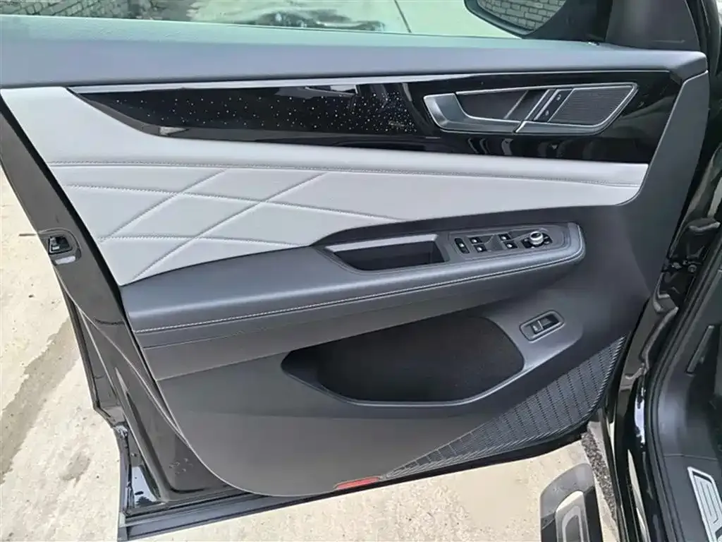 Volkswagen Teramont X 2024 из CN, фото 10