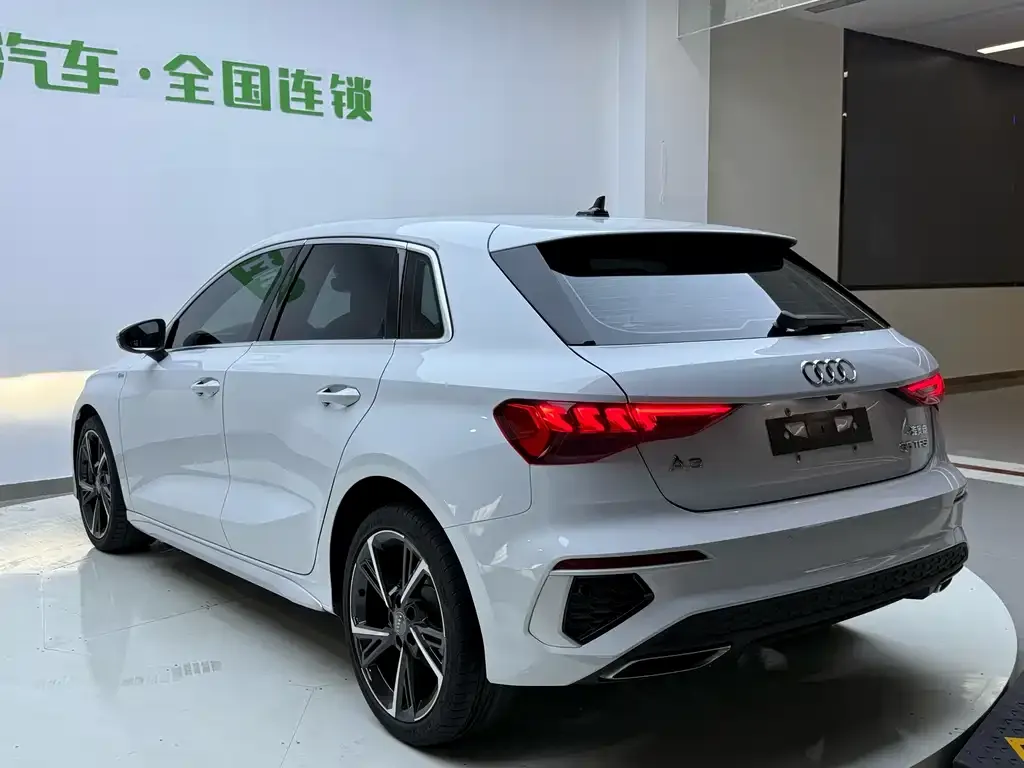 Audi A3 2021 из CN, фото 6