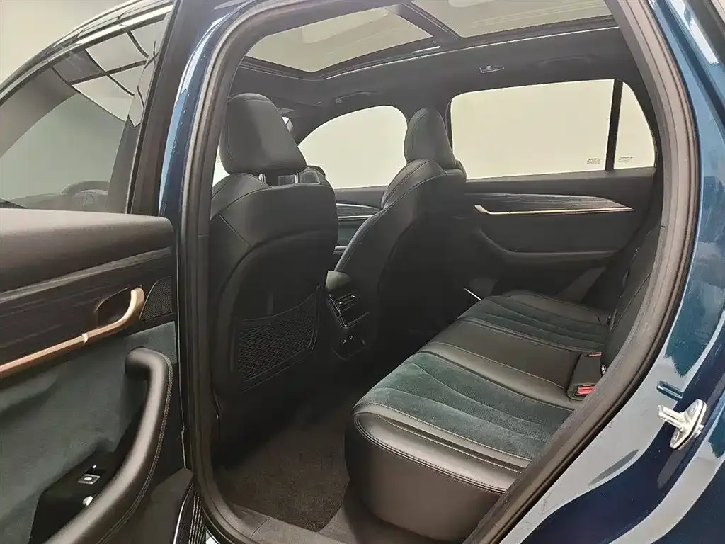 Geely Xingyue L 2021 из CN, фото 9