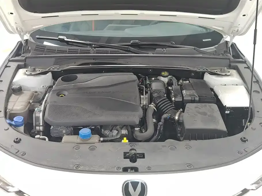 Changan UNI-V 2024 из CN, фото 10