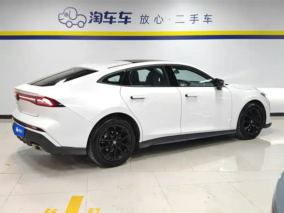 Changan UNI-V 2024 из CN, фото 3