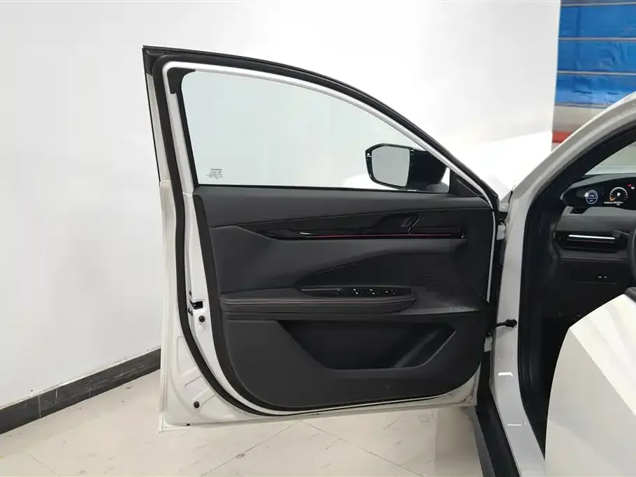 Changan UNI-V 2024 из CN, фото 7