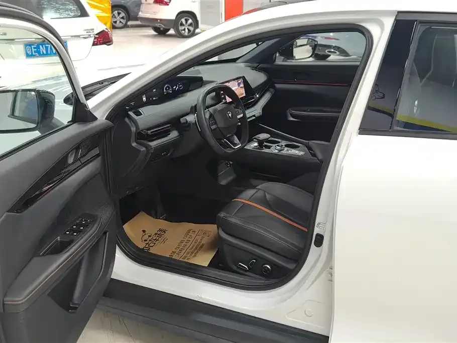 Changan UNI-V 2024 из CN, фото 9