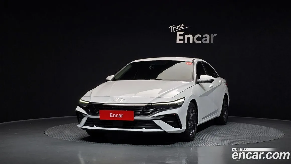 Hyundai AVANTE — фото 3