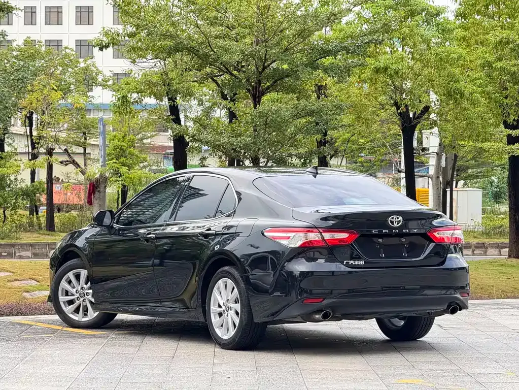 Toyota Camry 2023 из CN, фото 7