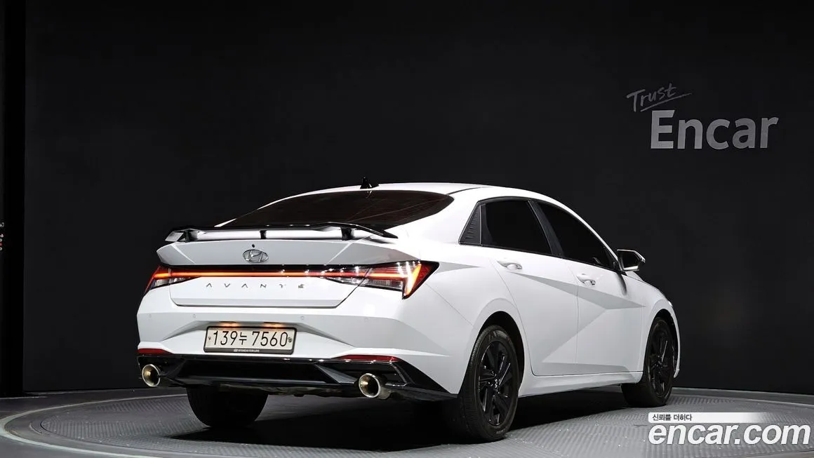 Hyundai AVANTE — фото 2