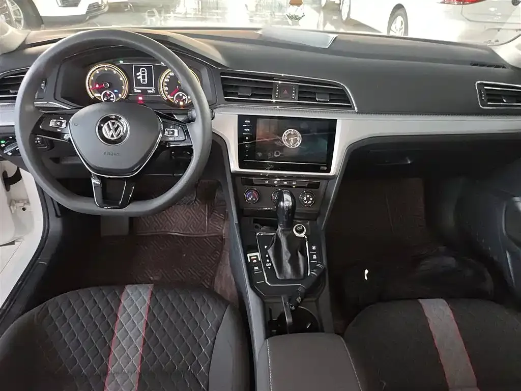 Volkswagen Lamando 2021 из CN, фото 10
