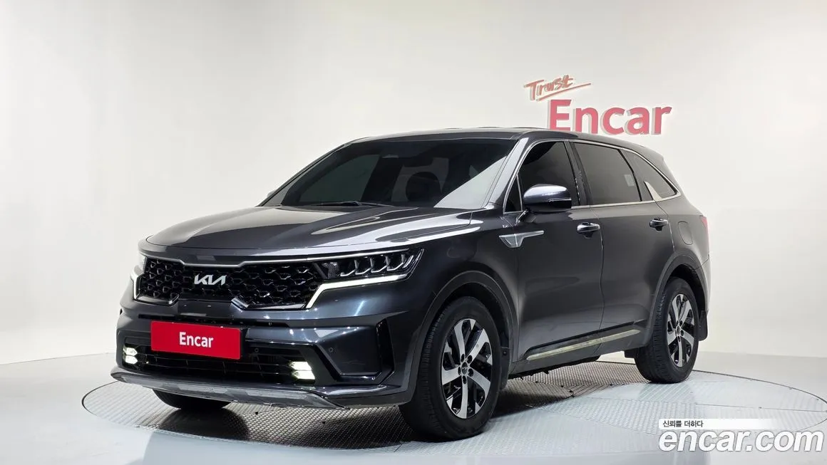 Kia Sorento — фото 1