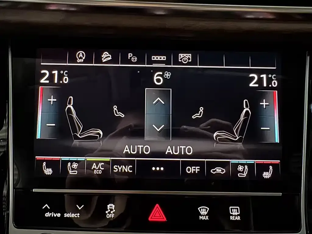 Audi Q7 2023 из CN, фото 10